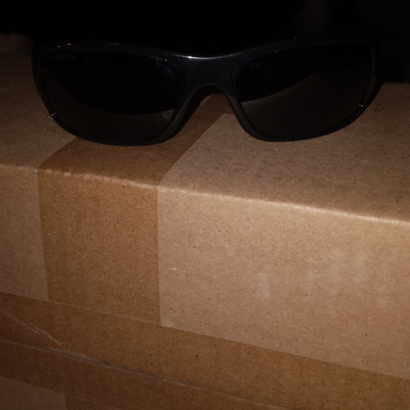 Revo sunglasses - Picture 2 of 6